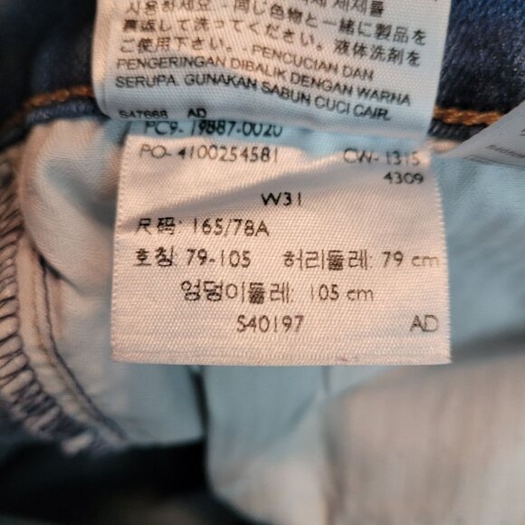 Levi's Jeans Size 31 Boyfriend Mid Rise Medium Light Wash Stretch Denim - Picture 6 of 12